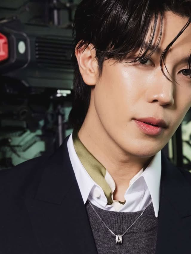 JinJihoonn's tweet image. ถ้าไปสมัครงานแล้วโดนถามว่าจบที่ไหน นี่จะตอบว่าจบที่พี่เกรทนะ ไม่ได้งานแต่ได้เต๊าะ คุ้ม

#grtsp