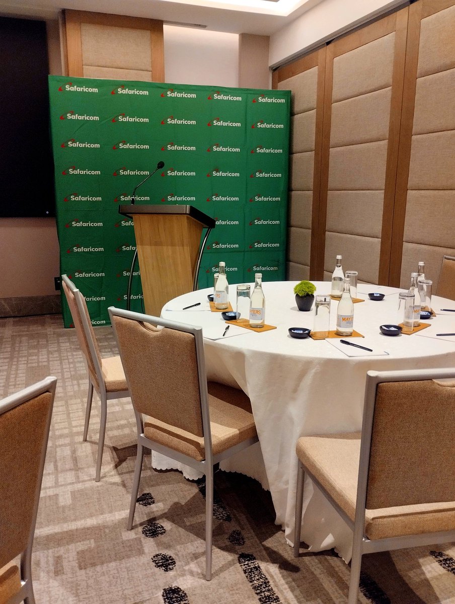 PesaWall's tweet image. We attended a session with Safaricom CFO, Dilip Pal, and Safaricom partners [SBG Securities, Stanchart, Bowmans &amp;amp; Stanbic Bank] on the issuance of the green bond.

Here are some key notes from the session:

1/11