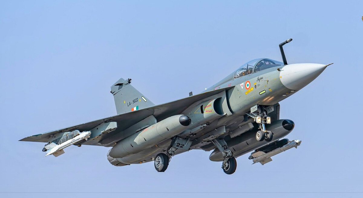 om_unfiltered's tweet image. 🇮🇳 Another day, another fake narrative pushed to defame India’s defence rise. A recent Jerusalem Post story claimed that #Armenia “halted” #Tejas negotiations after the Dubai crash.

Let’s clear the smoke:
🔹 India and Armenia NEVER held any formal talks on Tejas procurement.…