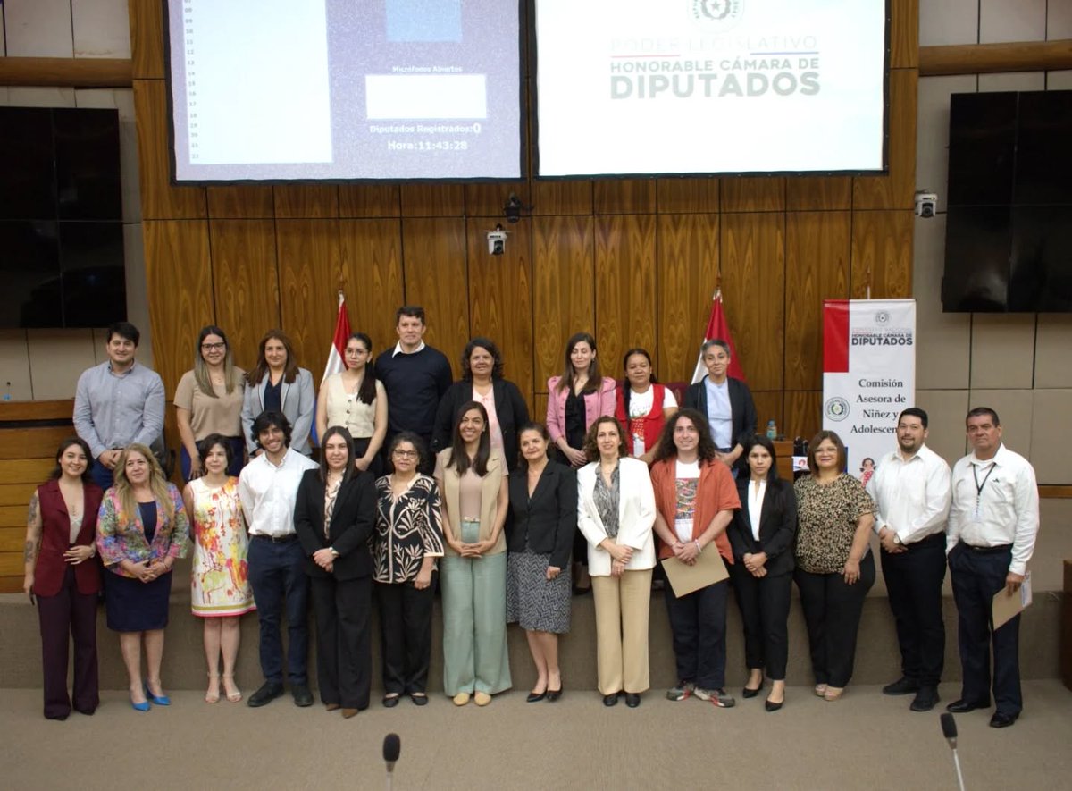 CDIApy's tweet image. 🗣️En el Conversatorio “Romper ciclos de exclusión: Garantizar derechos para hacer frente al criadazgo&quot; se compartieron experiencias; avances de investigaciones y se conversó sobre proyecto de ley de protección integral frente al criadazgo.

#CDIA #Derechos #NiñezyAdolescencia