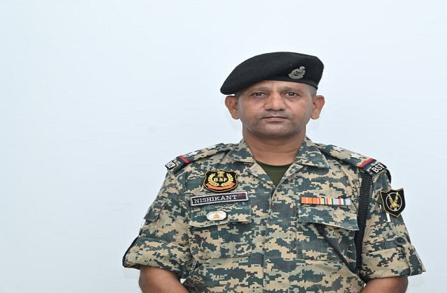 MosaicMumb8's tweet image. In Gwalior, Border Security Force soldiers achieve a commendable feat widely praised, demonstrating unwavering commitment to protecting the nation and serving the people.
#BreakingNews #BorderSecurity