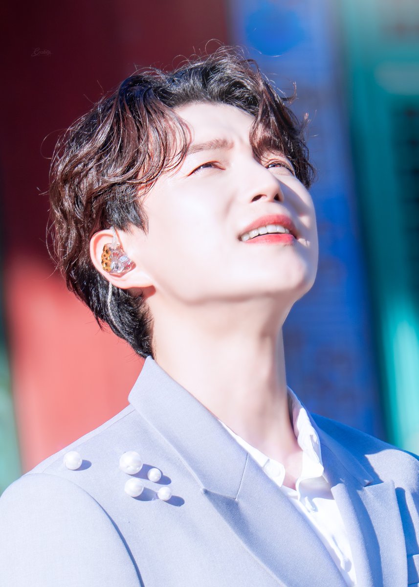 syabto1's tweet image. 제8회 호국성사 사명당 직지사 음악회 본공연 - 배두훈  

Skies come alive, rain down, awaken my soul

#Forestella #배두훈 #BaeDooHoon