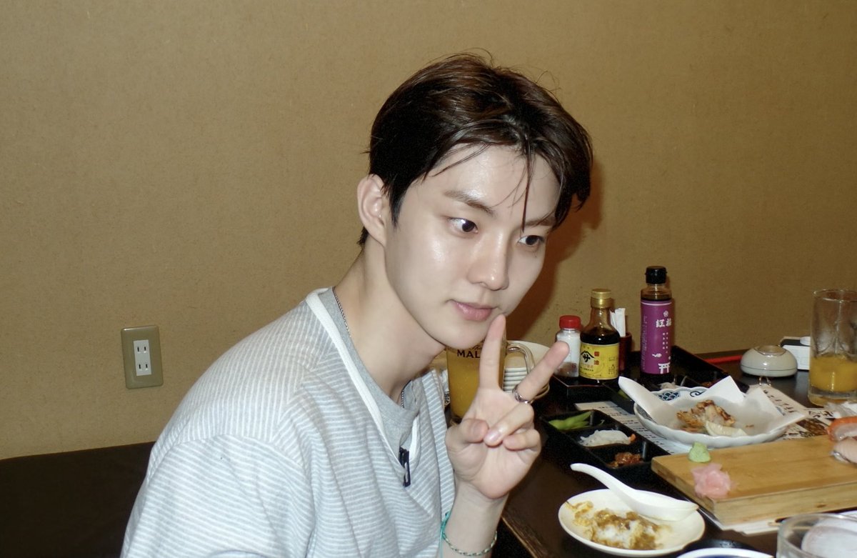 또효 tweet media