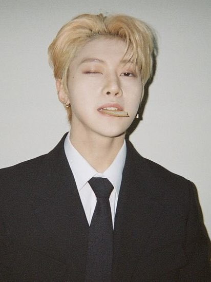 seokmatthewface's tweet image. 