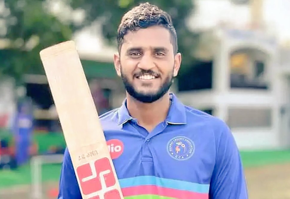 Knowledge0610's tweet image. Fastest T20 Hundreds 

⭐ Sahil Chauhan : 27 balls
⭐ #UrvilPatel : 28 balls
⭐ Abhishek Sharma : 28 balls
⭐ Muhammad Fahad : 29 balls
⭐ Chris Gayle : 30 balls