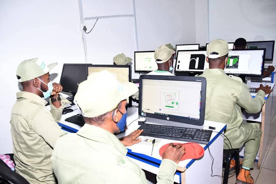 officialnyscng's tweet image. FROM CAMP TO CEO: BEGIN YOUR JOURNEY TO SELF-EMPLOYMENT TODAY!

The Skill Acquisition and Entrepreneurship Development (SAED) training for 2025 Batch ‘C’ Corps Members kicked off in all Orientation Camps on Monday, 24th November 2025 — and the energy is electric! ⚡️

SAED is more…