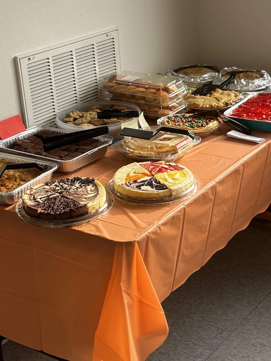 EncoderProducts's tweet image. Gratitude, good food, and great people.

Wishing you all a wonderful Thanksgiving season! 🦃

*Please note that our offices will be closed on Thursday November 27th and Friday November 28th.*

#ThankfulForOurTeam #IdahoManufacturing #Thanksgiving2025 #TeamEPC