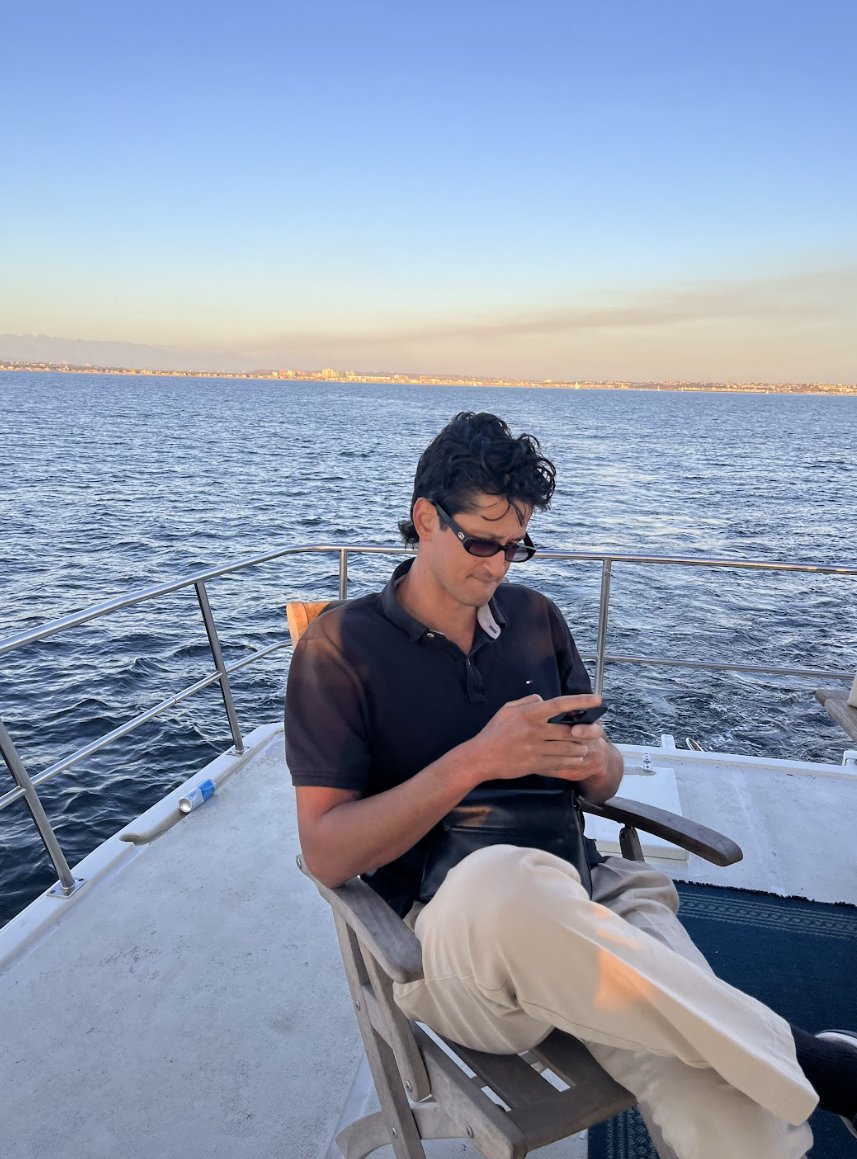 cleanwithmike's tweet image. The richest people in my neighborhood:

• Don&apos;t have flashy businesses
• Don&apos;t buy expensive stuff
• Don&apos;t waste time

They just obey these 10 business truths: