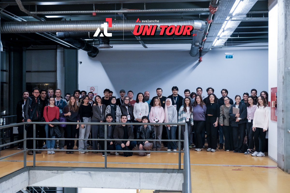 AvaxTeam1's tweet image. Team1 University Tour In Turkiye Has Kicked Off 🇹🇷

Stop #1 at Istanbul Bilgi University. 9 more loading...

University education, powered by Avalanche 🔺

@dexalot @pangolindex @bitgetturkey