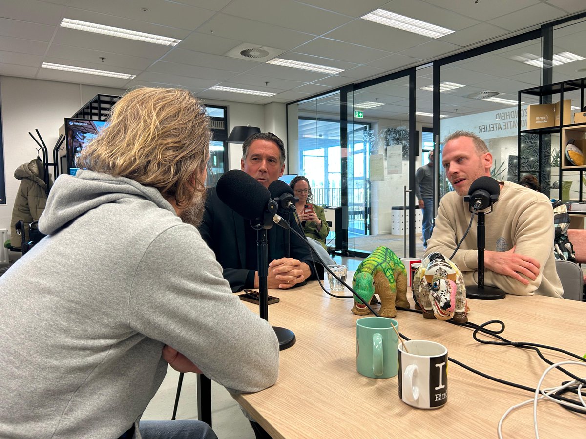 SkieteWillyPod's tweet photo. 🎙️🆕 S06E014: hoe ontstaan en hoe voorkom je blessures?

👋 Te gast bij de Avans Hogeschool in Breda en dan in het bijzonder de afdeling fysiotherapie 
👉 #NACPSV &amp; #LiverpoolPSV

⤵️
https://t.co/7uJeZXXgwO
https://t.co/FPkFoOBkM3 https://t.co/OsiZ5BvDOQ