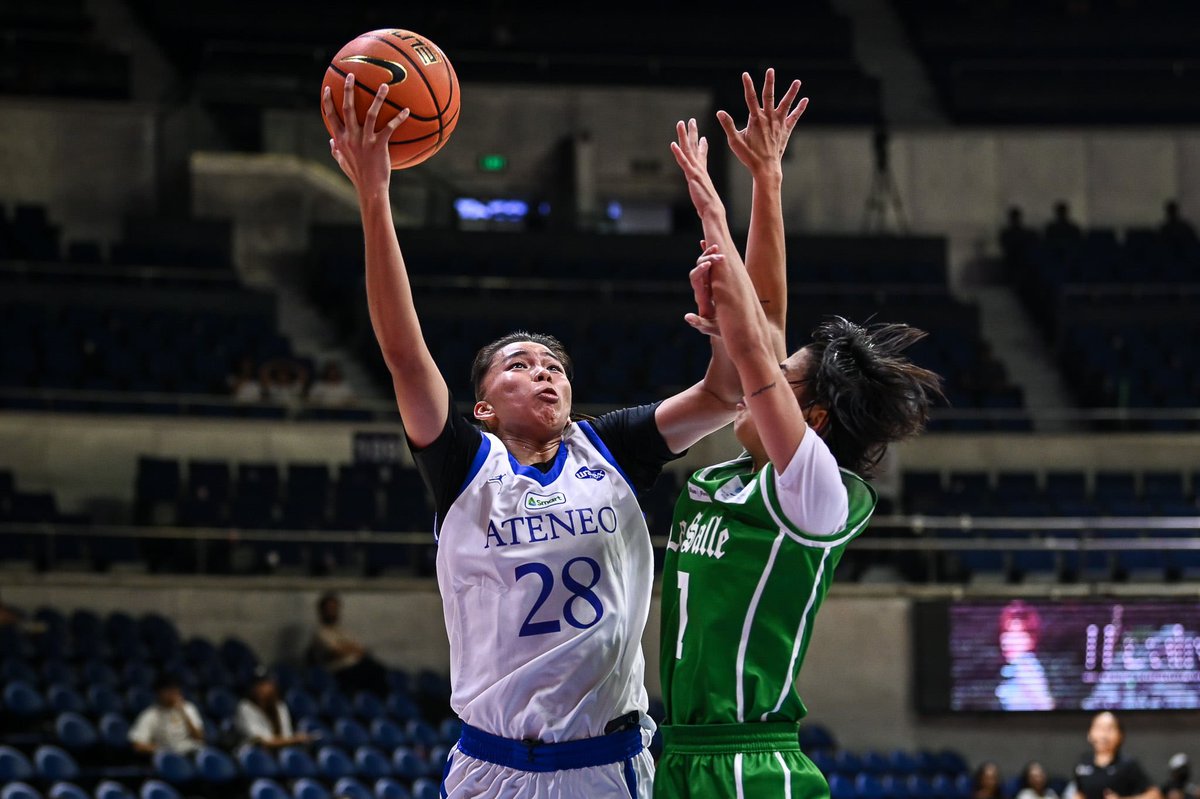 GAME PHOTOS: #UAAPSeason88 Women’s Basketball Tournament Round 2 - ATENEO Blue Eagles vs DLSU Lady Archers (Nov 26, 2025)

Full album: facebook.com/share/p/17UubZ…

📸: Nicole Hernandez/UAAP Season 88 Media Team

#StrengthInMotionHopeInAction