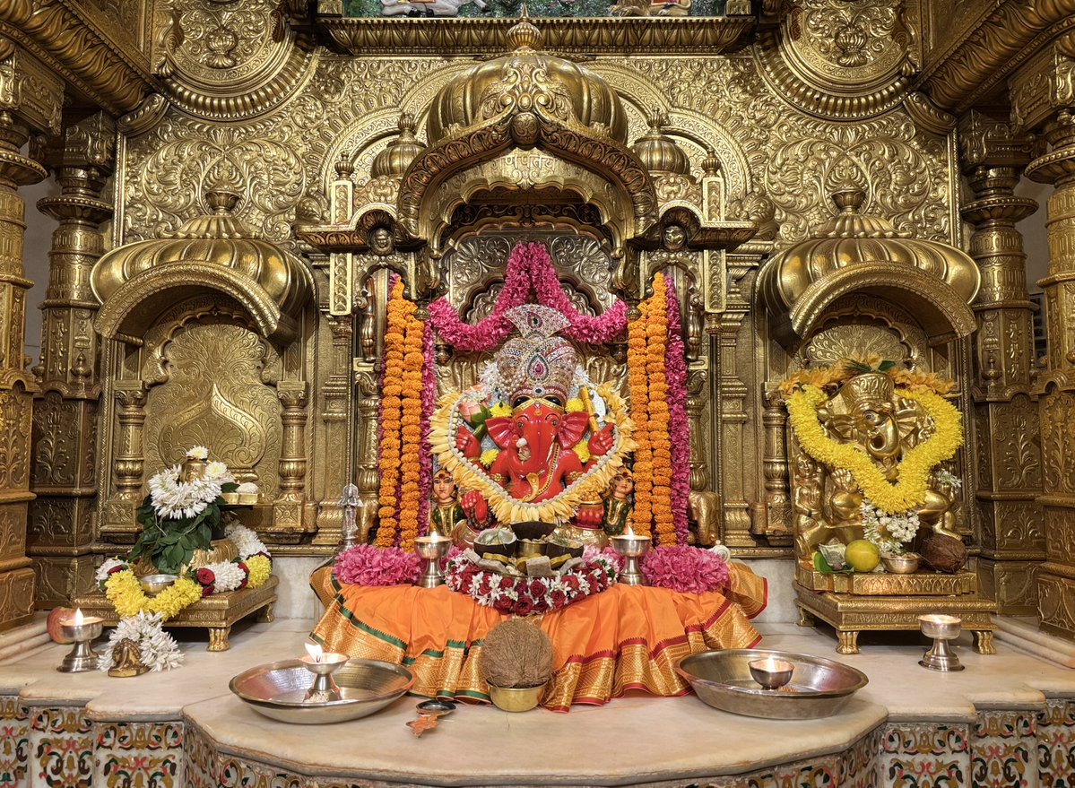 SVTMumbai's tweet image. 🙏 गणपती  बाप्पा मोरया 🌺मंगलमूर्ती मोरया 🙏२६/११/२०२५
🙏Ganapati Bappa Moraya 🌺 Mangalmurti Moraya  🙏26/11/2025