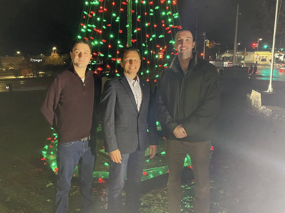 RepMarkosek's tweet image. Wonderful night at the 56th annual Tree Lighting &amp;amp; Holiday Concert at Old Stone Church in Monroeville. Thank you to the Monroeville Historical Society for hosting, and congrats to the talented performers! Glad to join Mayor Nick Gresock and Councilman Dennis Biondo there.
