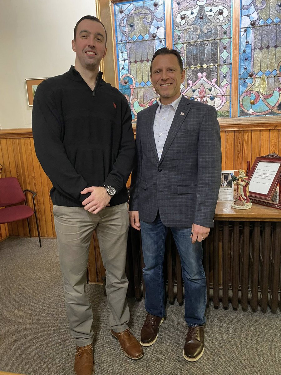 RepMarkosek's tweet image. Wonderful night at the 56th annual Tree Lighting &amp;amp; Holiday Concert at Old Stone Church in Monroeville. Thank you to the Monroeville Historical Society for hosting, and congrats to the talented performers! Glad to join Mayor Nick Gresock and Councilman Dennis Biondo there.
