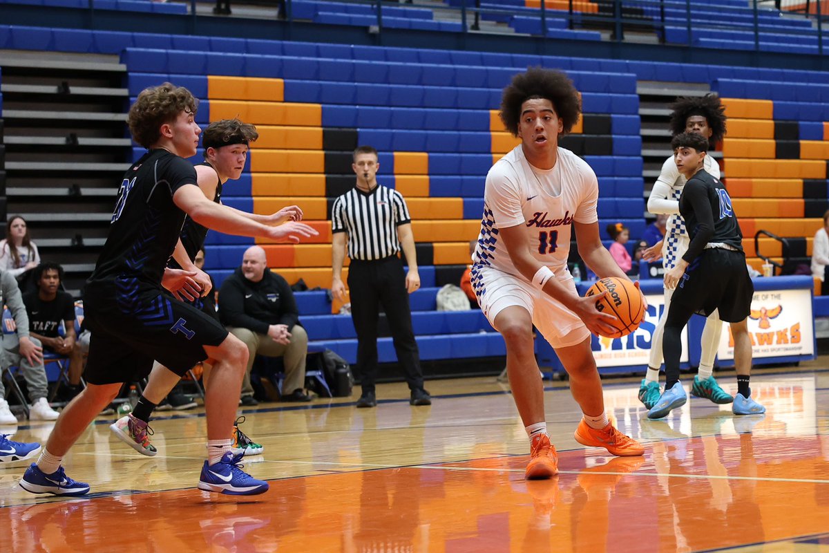 Hawks win their opening game of the season over Taft on Monday night.