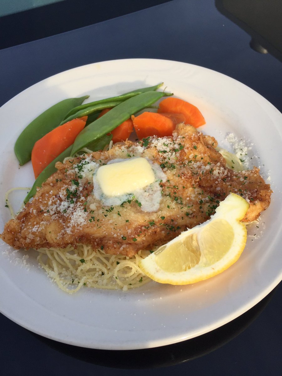 philseuro's tweet photo. Savor the sensation of our Chicken French! This popular delight features a succulent breast of chicken bathed in sherry parmesan lemon sauce atop angel hair pasta. A true crowd-pleaser! 😍🍝 #PhillipsEuropeanRestaurant #ChickenFrenchLove #PastaPerfection 🌟 https://t.co/H9aIAdUOHJ