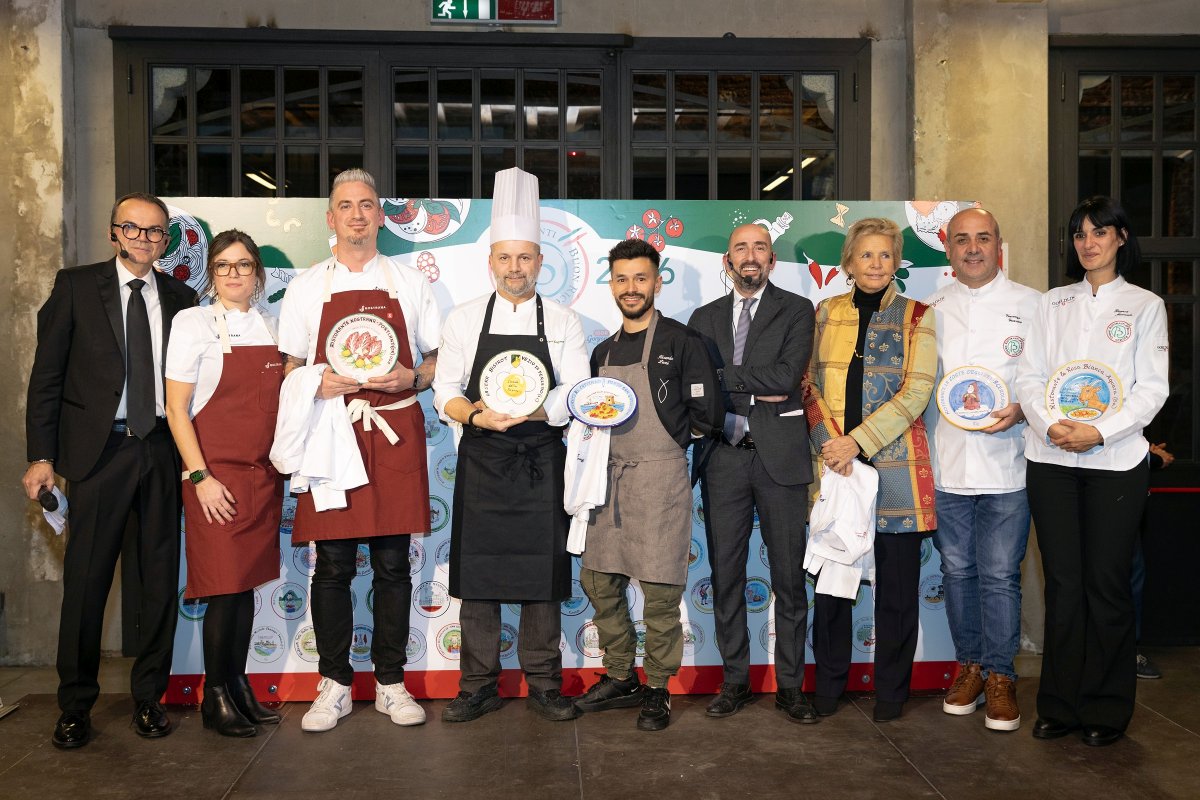 StudioAgora1's tweet image. 📌 5 new entry nel Buon Ricordo – Il Piatto del Buon Ricordo d’Oro a Giulia Ghiretti, campionessa paralimpica.
👉 studio-agora.it/5-new-entry-ne…
--
#buonricordo #ristoranti #buonricordo2026