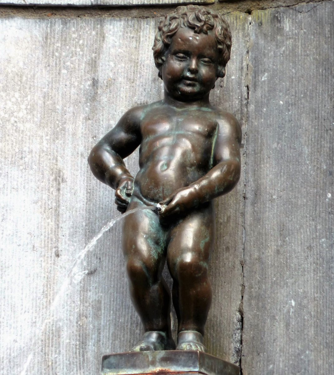 TrickyDickRadio's tweet image. 8 uur vanavond: Radio Rodeo via @PinguinRadio met een verse blik op muziek die je niet of nauwelijks (nog) op de radio hoort. 
Deze Radio Rodeo opent én eindigt met een &apos;P&apos; met tussendoor nog vijf &apos;P&apos;s&apos; in de playlist. Wie o wie?