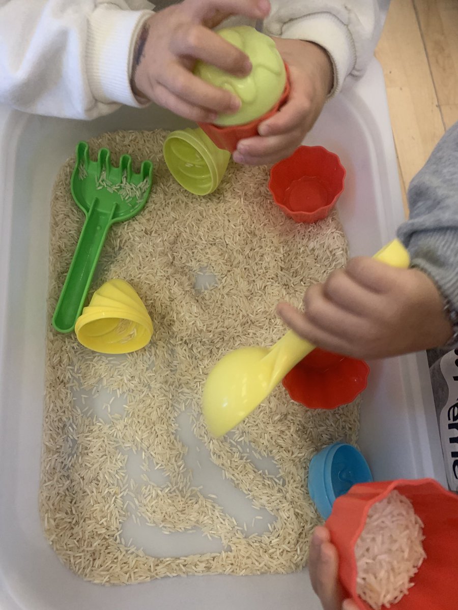 Drimatosh's tweet image. Scooping, pouring, sorting and exploring! Our sensory trays turn simple materials into big learning building fine-motor skills, early maths and endless curiosity. #SensoryPlay #EarlyYears #LearningThroughPlay #EYFS #FineMotorSkills