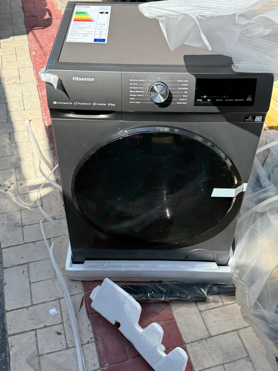 BillyTronix1's tweet image. Mwanangu @jaymotz kaamua kuachana na kina mama fua kaja kuchukua mashine hii kama ya mwanetu @Thereal_taivina