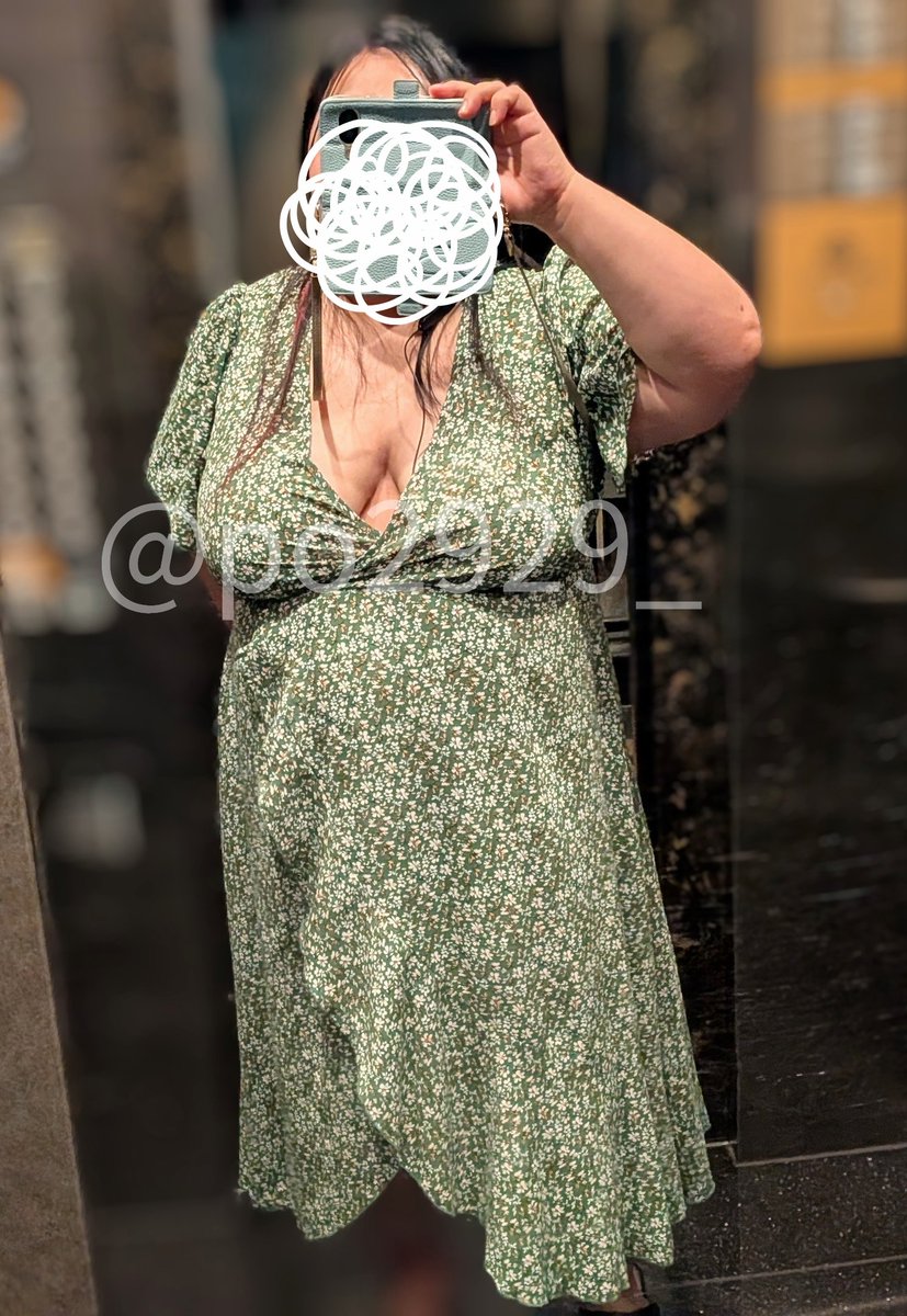 最近仕事がめちゃくちゃ忙しくて
低浮上でした〜😫😫
久しぶりに早く帰宅したら
ストレス発散なのか洋服ぽちぽちしてしまった笑
早く届くといいなー✨