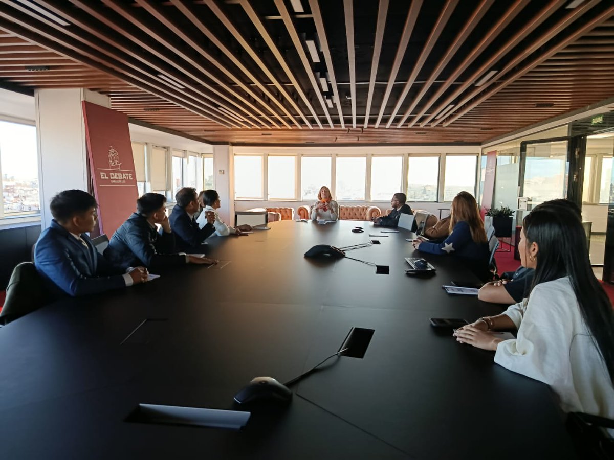 fimasd_org's tweet image. Conocer la operación de un medio es fundamental. Esta visita al el diario @eldebate_com permite a nuestros líderes afinar la visión y la estrategia comunicacional.
​Clave para entender la Prensa Libre en la Gobernanza Democrática.
​#DiarioElDebate #PrensaYPolítica