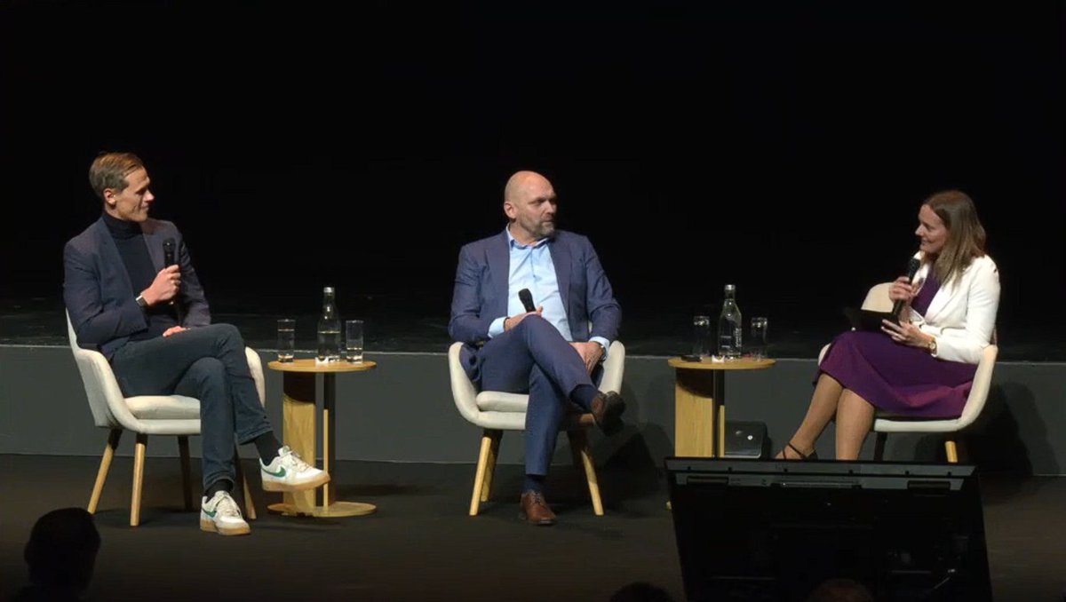 EEN_EU's tweet image. 🔴 Live at #EEN2025

The Network&apos;s Annual Conference is officially underway! 🇩🇰

The opening plenary set the tone for 3 days focused on
🔄 Renewal and collaboration across the Network
✨ Innovation and SME growth
🤝 Stronger connections driving 🇪🇺 competitiveness

#EENCanHelp