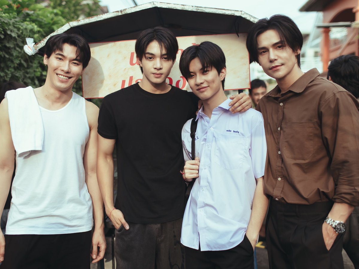 Chokunz_offcial's tweet photo. จาก คุณครู👨‍🏫 > พี่ชาย🧑

#17thSpringSeries #ChokunAston
#Chokunputtipong #Chokunz_jkz https://t.co/YHw0Cbfs7p