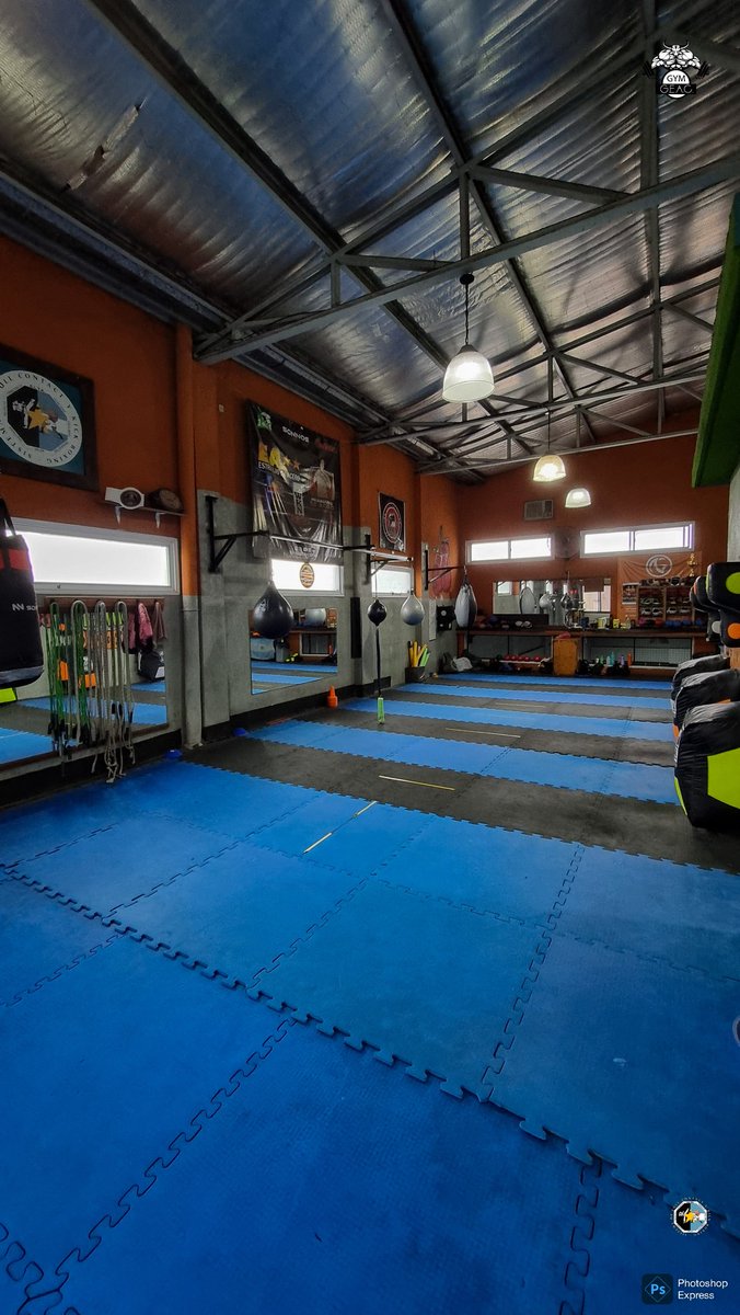 Vierafr's tweet photo. Miércoles de calor y de kickboxing 🔥🔥 https://t.co/BrEZF7zr35
