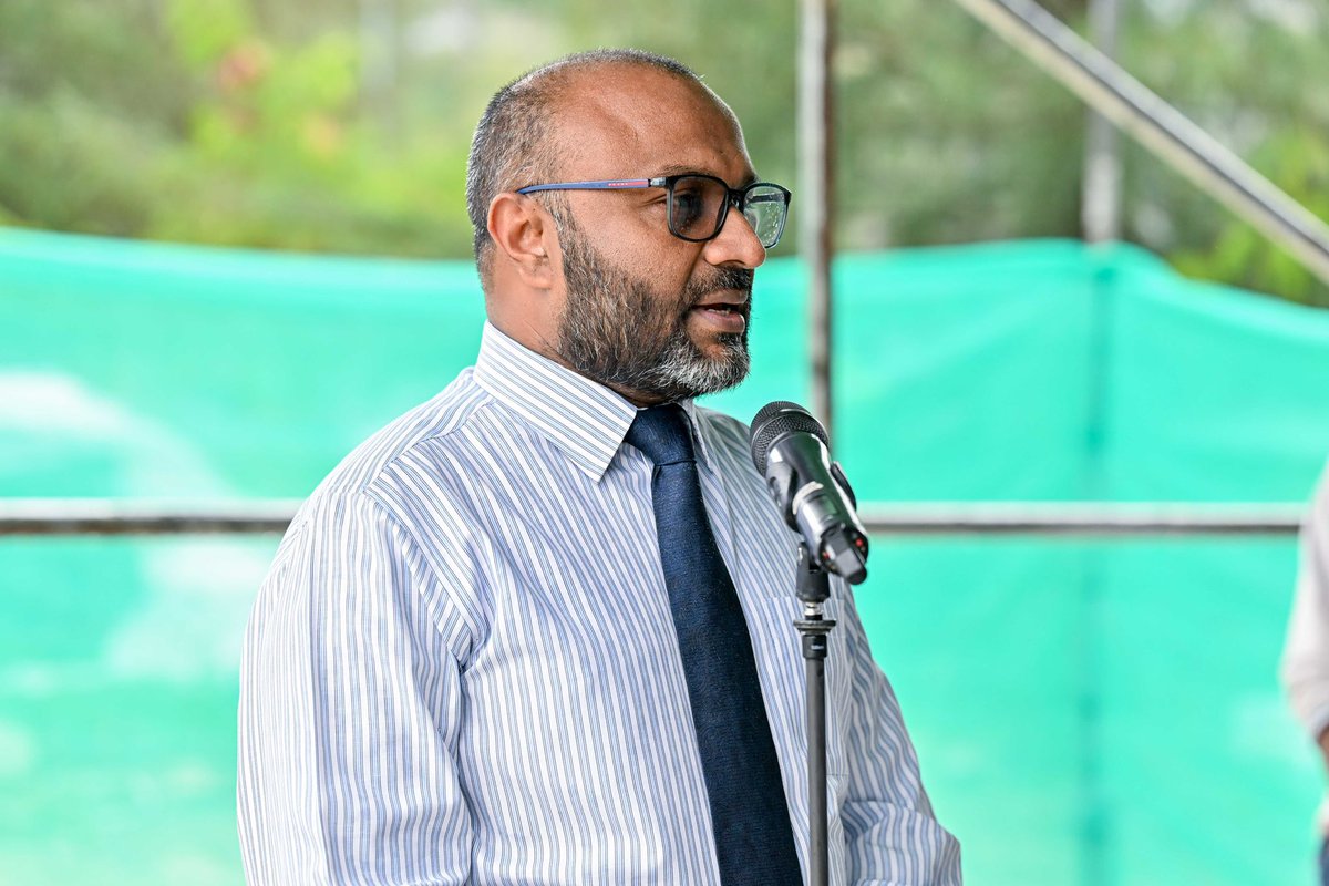 President Dr <a href="/MMuizzu/">Dr Mohamed Muizzu</a> officially lays the foundation for the Darul Salaam Waqf Building in Hulhumalé. The 12-storey development will be completed within two years, marking a significant step towards strengthening long-term efforts to promote and preserve Islamic unity across the