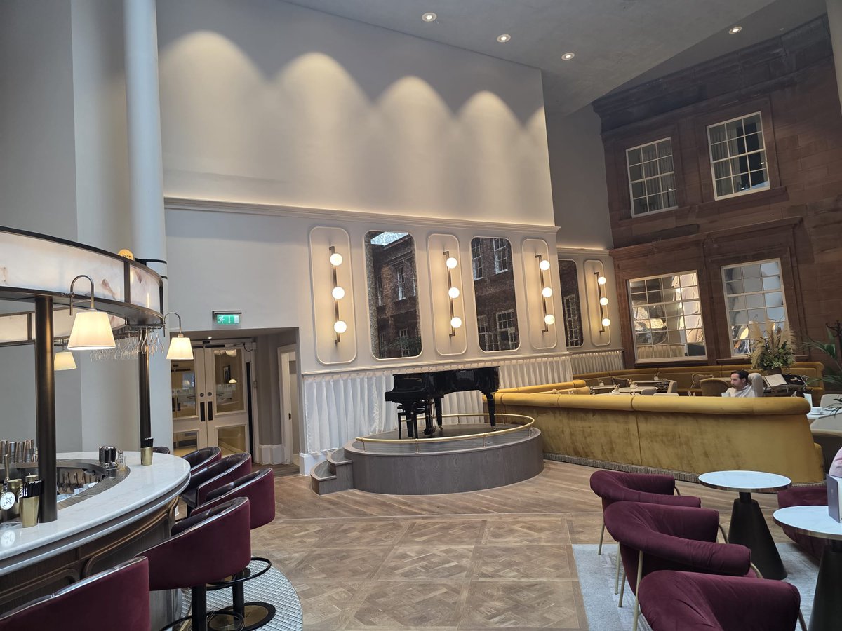 LoxoneUK's tweet image. Reference showcase: Court Bar Edinburgh

At Court Bar in Edinburgh, Loxone takes care of the lighting to ensure the right ambience from morning to night. 

Read more: bit.ly/3LXGN2N 

#Loxone #SmartLighting #LoxoneReference