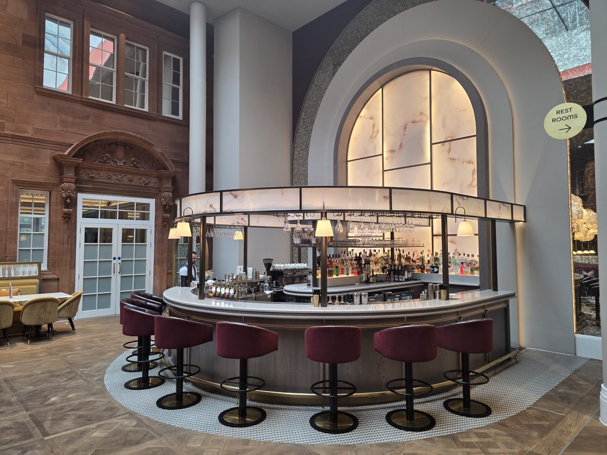 LoxoneUK's tweet image. Reference showcase: Court Bar Edinburgh

At Court Bar in Edinburgh, Loxone takes care of the lighting to ensure the right ambience from morning to night. 

Read more: bit.ly/3LXGN2N 

#Loxone #SmartLighting #LoxoneReference
