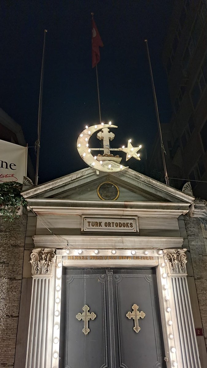 migferhaber's tweet image. Türk Ortodoks Topluluğu:

&quot;Büyük Türk milleti!
Papa&apos;nın ziyareti, dini değil siyasi bir ziyarettir. Türk Ortodoks Hristiyanlar olarak uyarıyoruz. Yabancıların emelleri Türkiye&apos;nin çıkarına değildir!&quot;