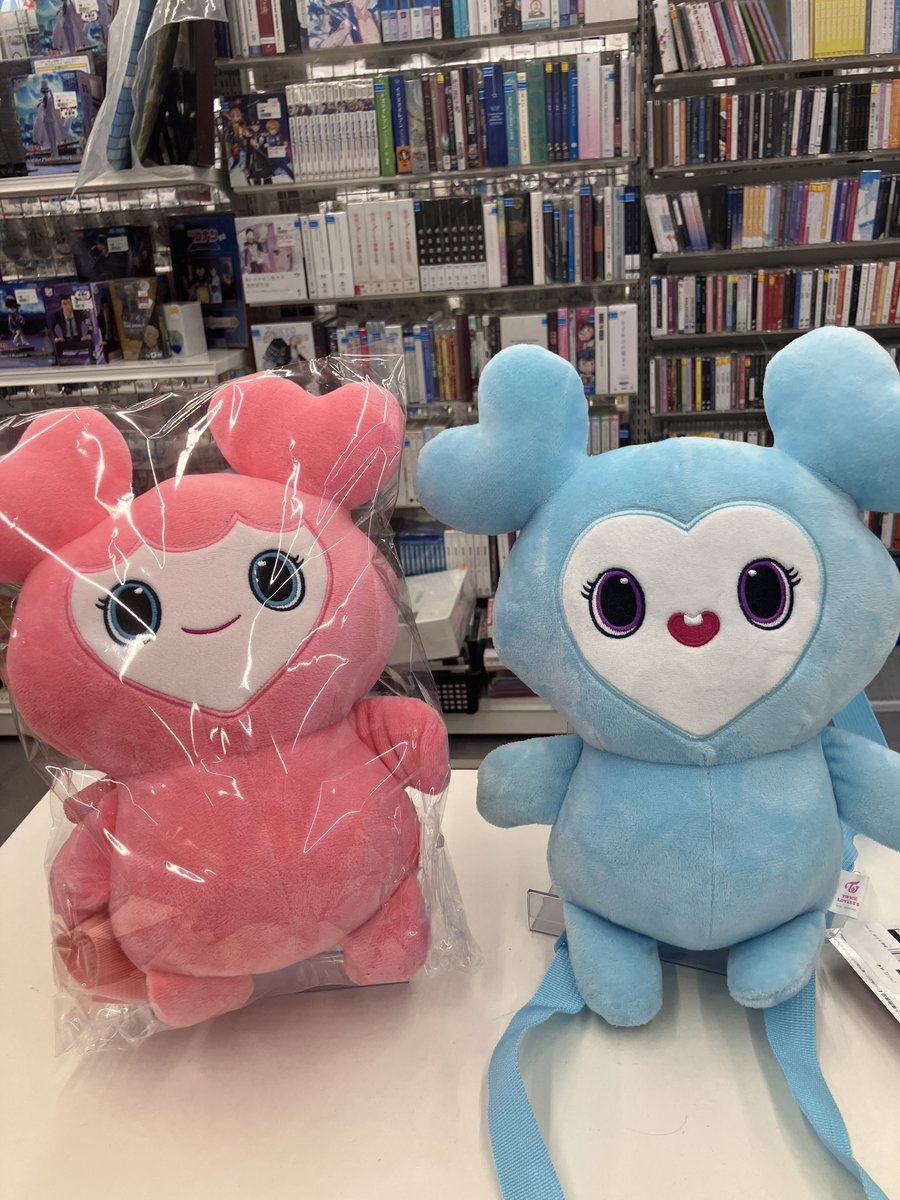 TWICE LOVELYS ぬいぐるみリュック】入荷！💖 お耳がハートのラブリー