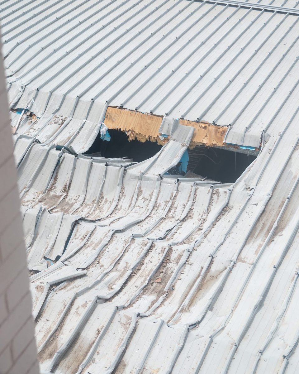 SteveEdgoMLA's tweet image. The damage at #RoyalDarwinHospital highlights the consequences of chronic federal underfunding, where we are 7% behind the national average and #Canberra must finally deliver the $400 million the #Territory needs each year.