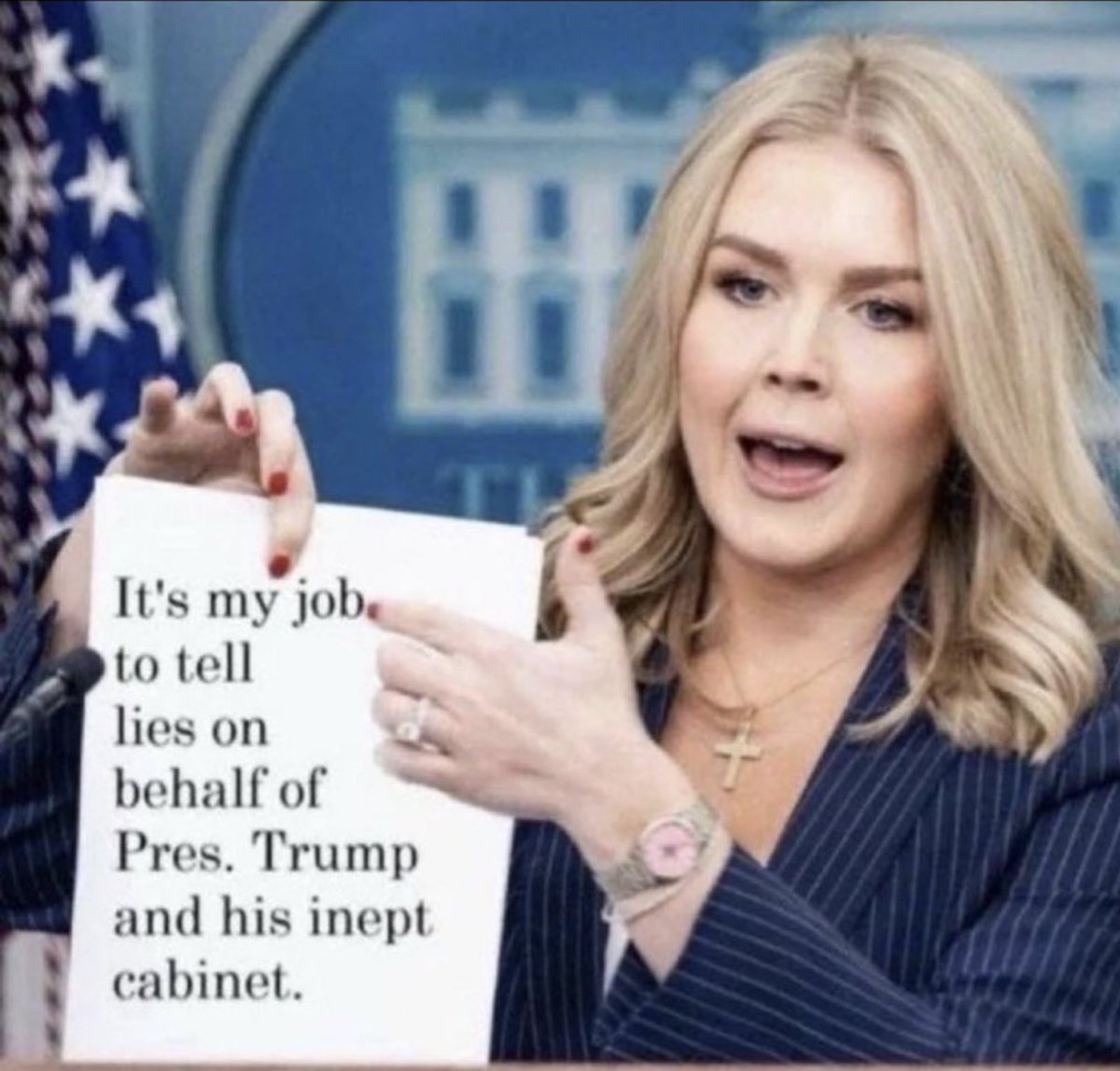 KirstyBain65's tweet image. Remove him and his entire mob of miscreants. They have brought shame onto America and a humanitarian, financial, health and catastrophic blight that will last for years to come..
#UnfitUnhingedUnqualifiedUnworthy