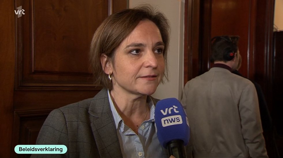 "De accijnzen op gas verhogen treft vooral de Vlaming die massaal op gas verwarmt. Premier De Wever (N-VA) zorgt niet voor meer Vlaamse welvaart zoals hij beloofde, maar tréft net de Vlaamse middenklasse." <a href="/Barbara_Pas/">Barbara Pas</a> #VillaPolitica
