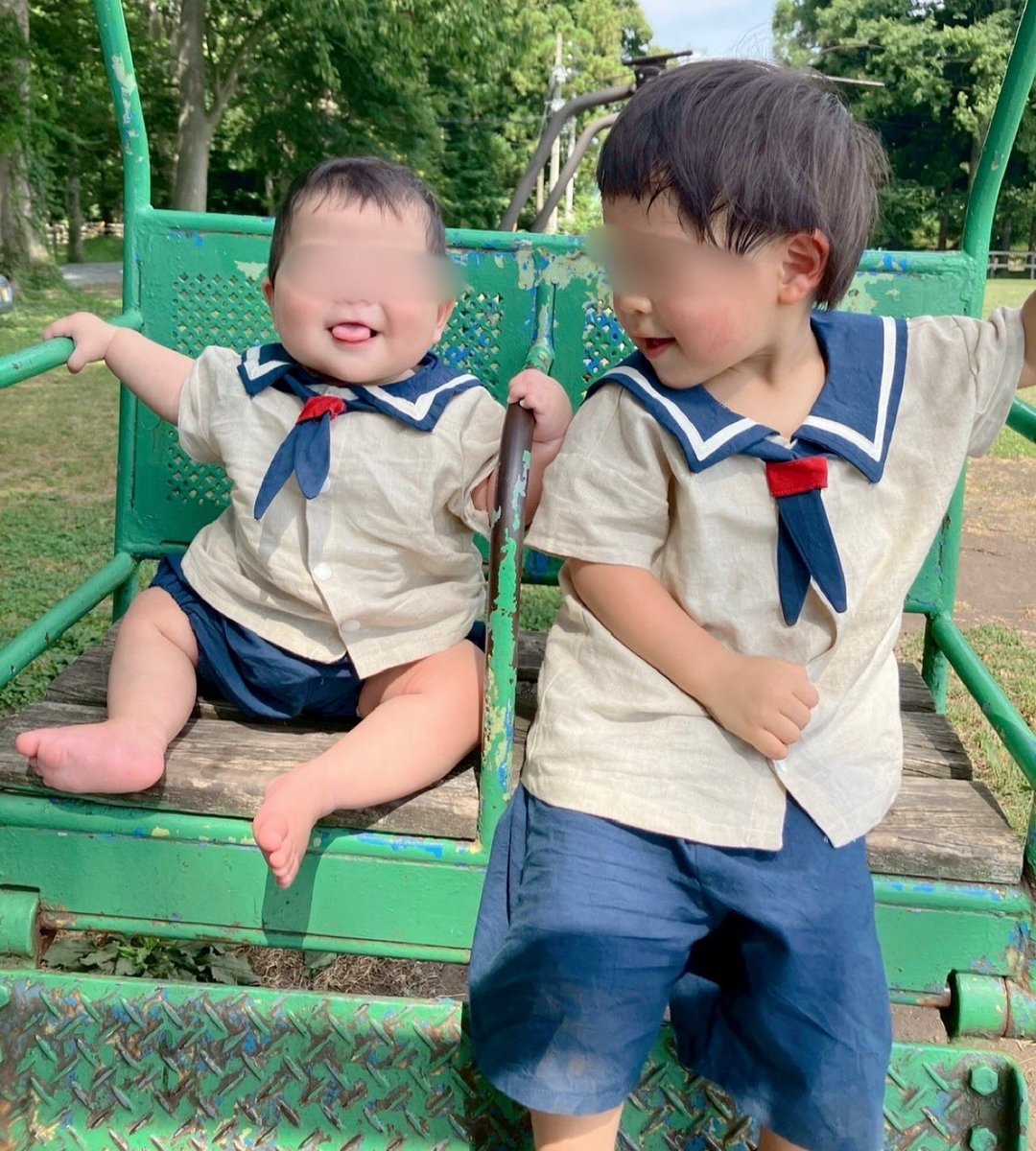 ai__no__kotoba's tweet image. 娘、1歳のbirthday🎂🎉
生後2ヶ月くらいからよく笑う子で、それ以降も本当にニコニコいっつも笑ってて、ずっと癒されてた😂💗
元保育士の私の母も「こんなに笑う子見たことない笑」って言うくらい🤣
これからもお兄ちゃんと仲良しで、元気に大きくなっていってほしいな🌼