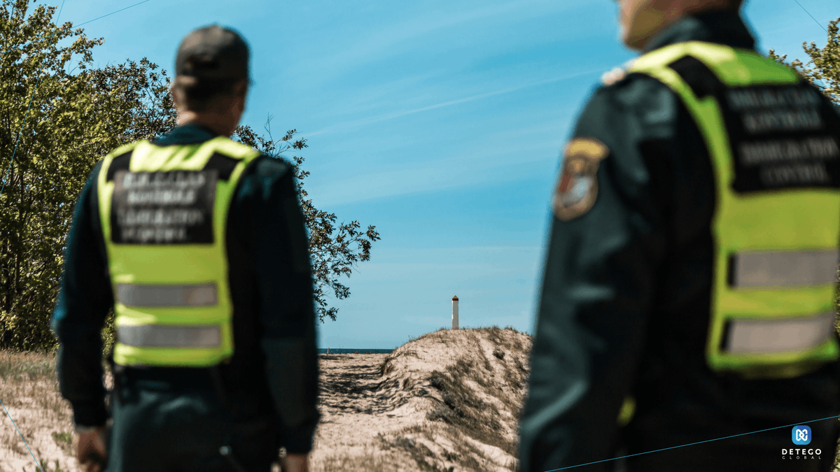 Detegoforensics's tweet image. 📰 Modern threats demand modern tools – especially at the border. 🚧
 
Border control teams are turning to our digital forensics platform to stay one step ahead of criminal networks, traffickers, &amp;amp; smugglers.
 
👉 Read all about it: ow.ly/CY6j50XxBEI
 
#DFIR…