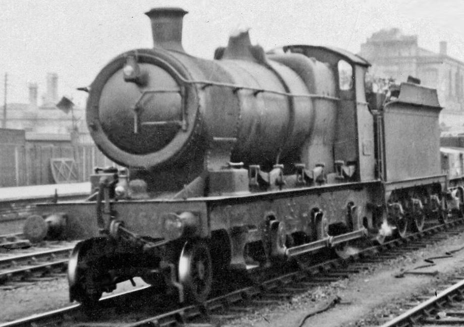 LbscThomas108's tweet photo. There's a chance that I'll have a lot more time to work on models next year considering I'VE FINALLY GRADUATED HIGHSCHOOL 🥳

I'll make a separate tweet about that, but give me some suggestions for models to make next year! Try to provide a picture and the class if you can! https://t.co/S74hO1iB1W