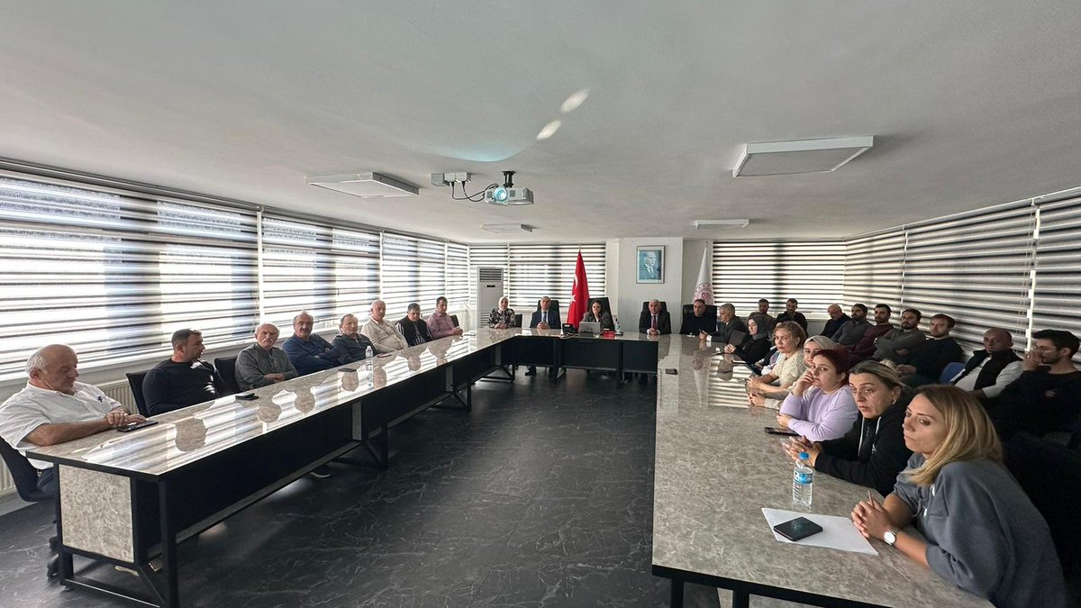 2024-2028 Tütün Kontrolü Samsun İl Eylem Planının 2025 Yılı Faaliyet Planı çerçevesinde Bölge Müdürlüğümüzce belirlenen hedef kapsamında, Bölge Müdürlüğümüzde personelimize tütün ürünlerinin zararları konusun da farkındalık eğitimi verilmiştir.