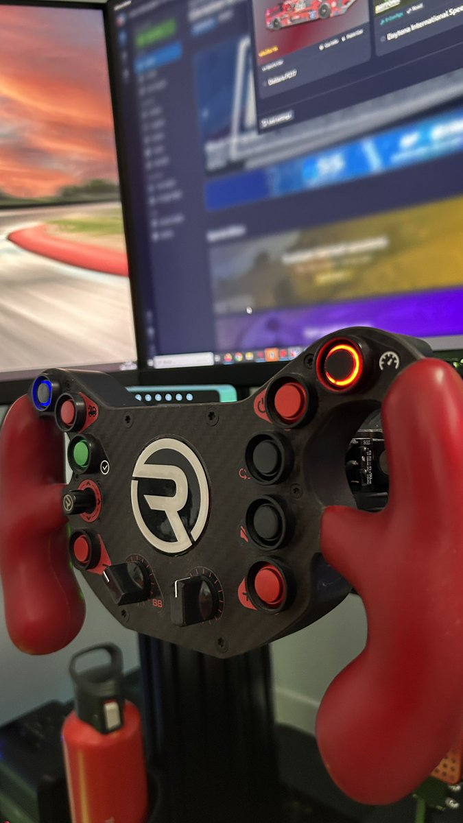 Aprovechando que en <a href="/RComponents_es/">Racing Components</a> están de liquidación, vamos a usar el pimiento maister para el stream de hoy, empezamos! 

twitch.tv/keny500