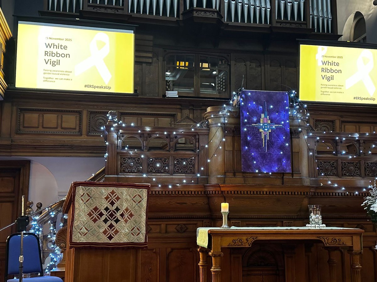 Last night, Toll Gavel United Church held a White Ribbon Vigil to raise awareness about gender-based violence.

The event was a powerful reminder that together, we can make a difference.

#WhiteRibbon #WhiteRibbonUK #VAWG #Beverley #EastRiding #16DaysOfAction