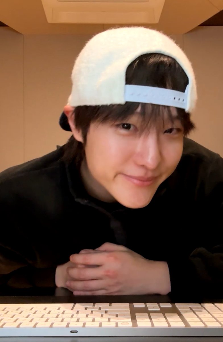 구육이 tweet media