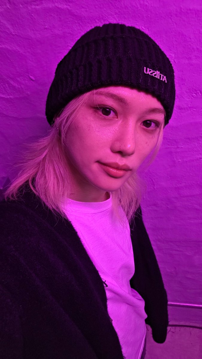 SKZ_Lixiverse's tweet image. #Felix posted pictures on his Instagram stories from the visit to the pop up store.