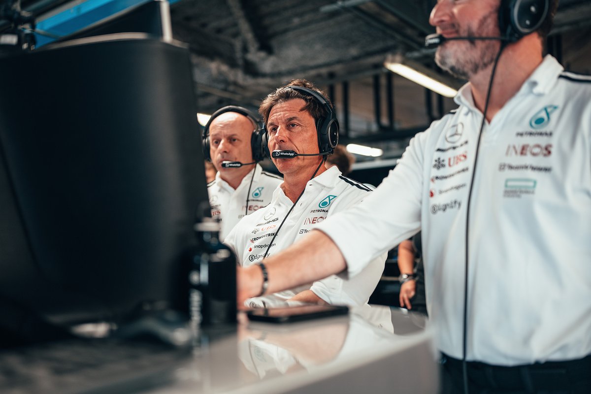JunaidSamodien_'s tweet photo. Toto Wolff talks Qatar: Two to go. We carry a healthy advantage for P2 in the Constructors' to Qatar but are taking nothing for granted. Whilst we gained points on our nearest rivals in Las Vegas, the weekend also showed how....

📸Richard Pardon/Mercedes
1/4 https://t.co/ZvSYxmoLWm