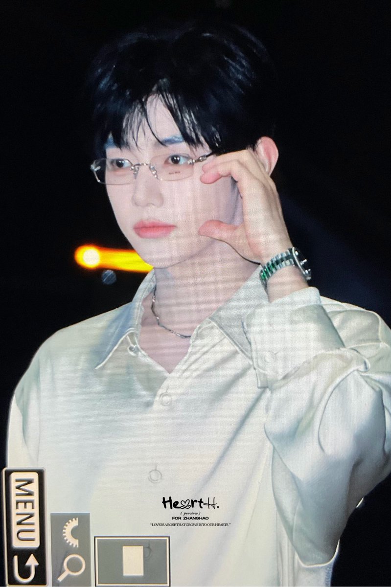 HeartH_zh's tweet image. 251126 ICN✈️

MAMA 🐼🩵

 #장하오 #章昊 #ZHANGHAO #ジャンハオ #제로베이스원   #ZB1