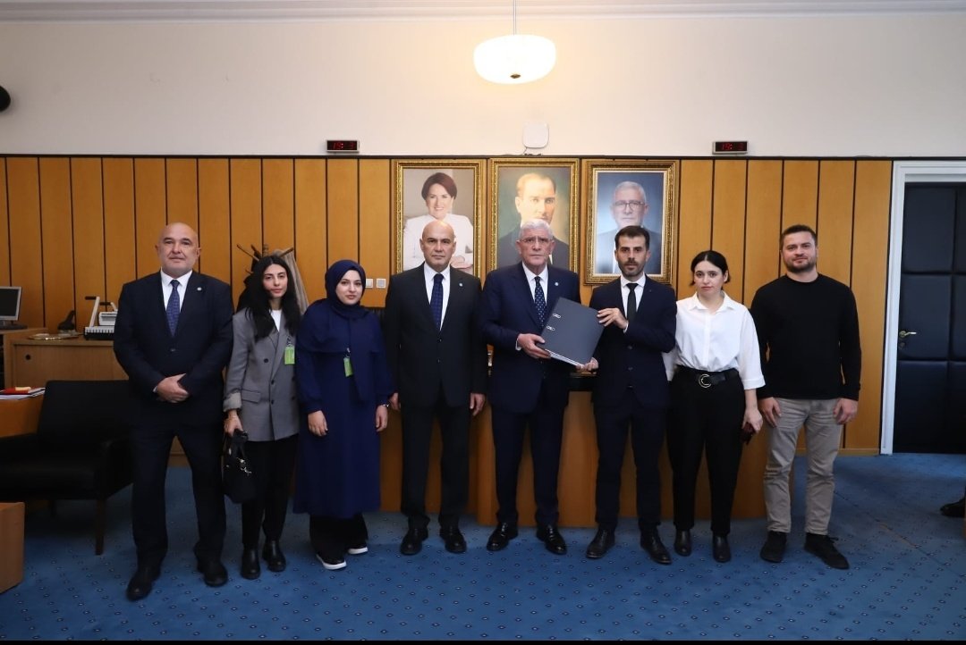 1611 öğretmenden geriye kalanların atama haklarının geri verilmesi için gerekli desteği vermesini istiyoruz.

<a href="/Akparti/">AK Parti</a> <a href="/herkesicinCHP/">CHP 🇹🇷</a>
<a href="/MHP_Bilgi/">MHP</a> <a href="/DEMGenelMerkezi/">DEM Parti</a>
<a href="/iyiparti/">İYİ Parti</a> <a href="/YeniYolTBMM/">Yeni Yol TBMM Grubu</a>
<a href="/rprefahpartisi/">Yeniden Refah Partisi</a> <a href="/tipgenelmerkez/">Türkiye İşçi Partisi</a>

#CumhurdanMülakataHakiadesi