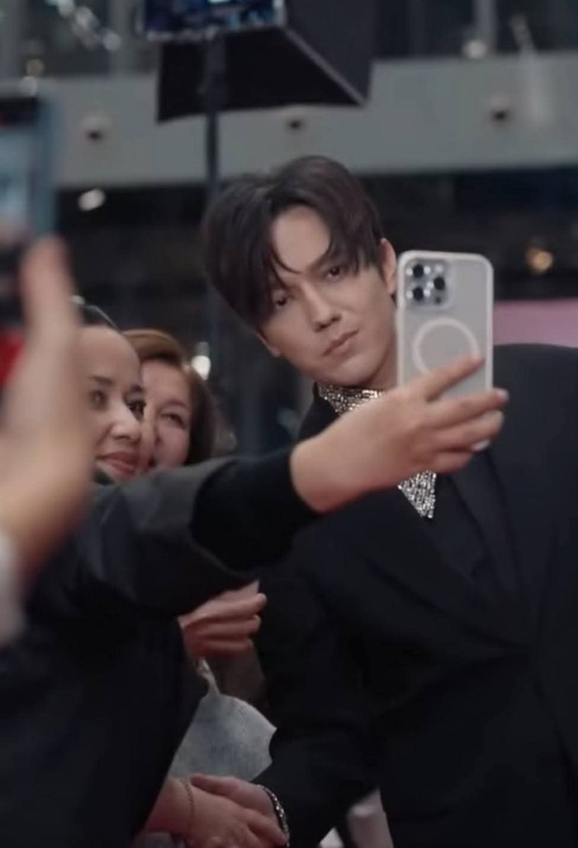 <a href="/DiDearsHispanos/">Dimash&DearsHispanos</a> Nunca olvidas tus raíces ,de donde vienes , quién eres., todas las lecciones aprendidas de tus abuelos

DIMASH SOLO CONCERT 
Kazakh Superstar 
#BestVoice

Cr al autor