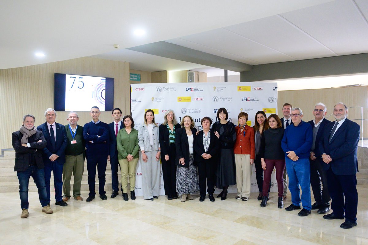 IFICorpuscular's tweet image. El @IFICorpuscular celebra su 75 aniversario con un acto institucional presidido por autoridades científicas y académicas. 

El IFIC se consolida como centro de excelencia referente en física tras más de 7 intensas décadas de investigación. 🚀

📌 Noticia, goo.su/MvBc2